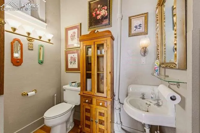 225 E Main Street Florence, CO 81226