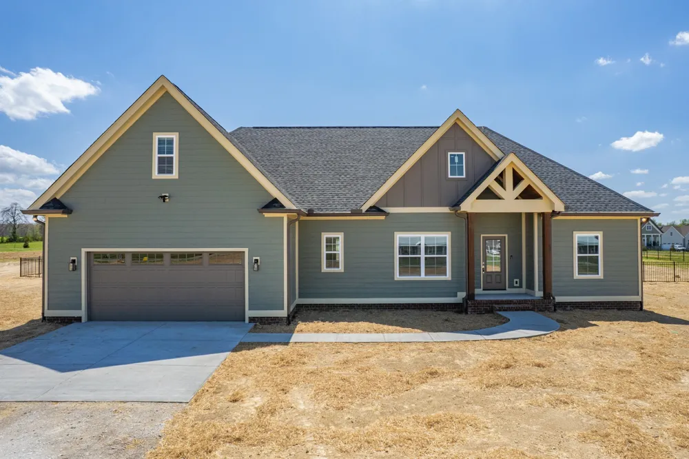 594 Double Eagle Dr Summertown, TN 38483