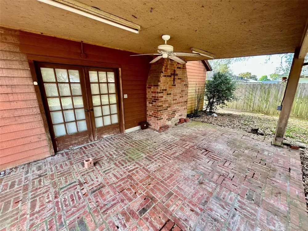 3308 Avenue B Nederland, TX 77627