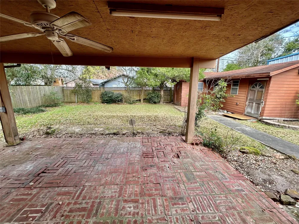 3308 Avenue B Nederland, TX 77627