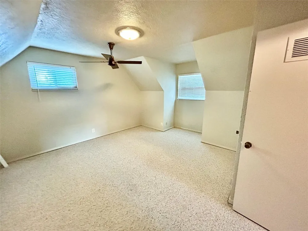 3308 Avenue B Nederland, TX 77627