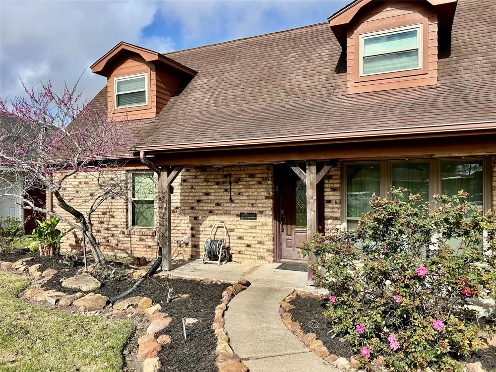 3308 Avenue B Nederland, TX 77627
