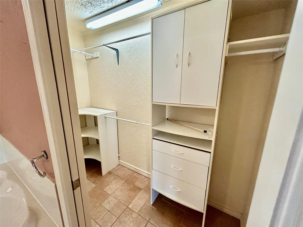 3308 Avenue B Nederland, TX 77627