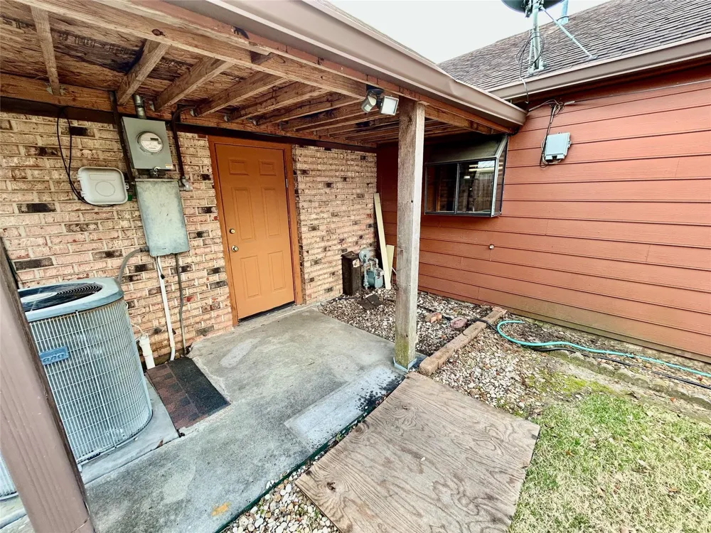 3308 Avenue B Nederland, TX 77627