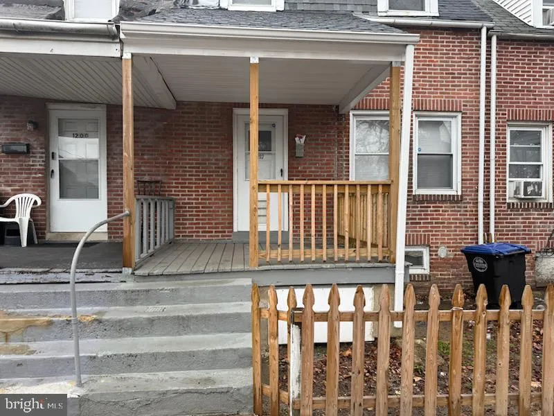 1202 MORTON AVENUE Chester, PA 19013