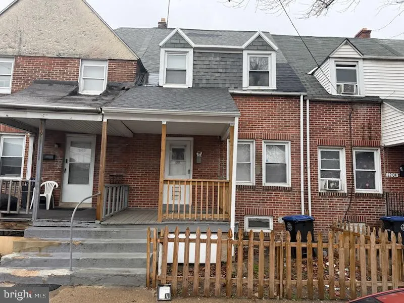 1202 MORTON AVENUE Chester, PA 19013