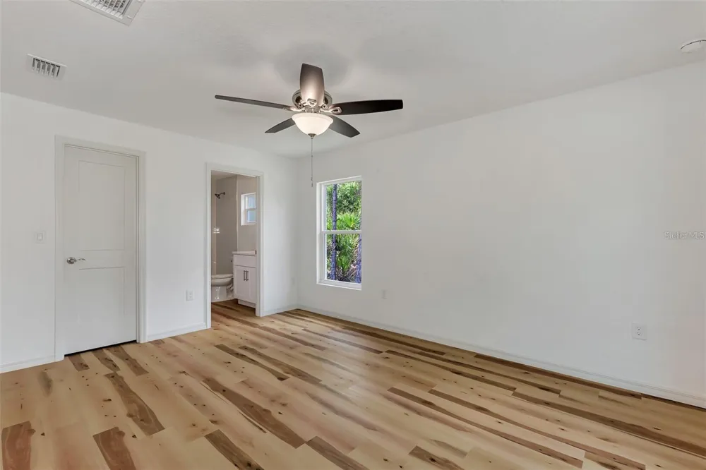 5465 TYSON STREET North Port, FL 34291