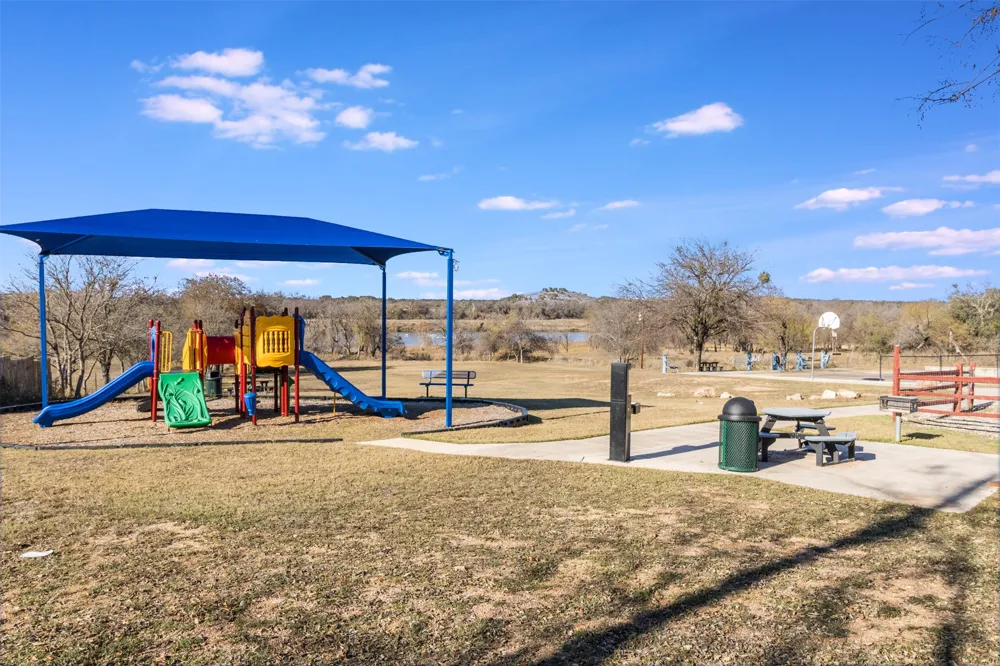 728 Driftwood Lane Cottonwood Shores, TX 78657