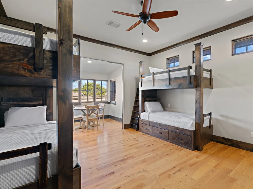 1231 PR 21 Glen Rose, TX 76690