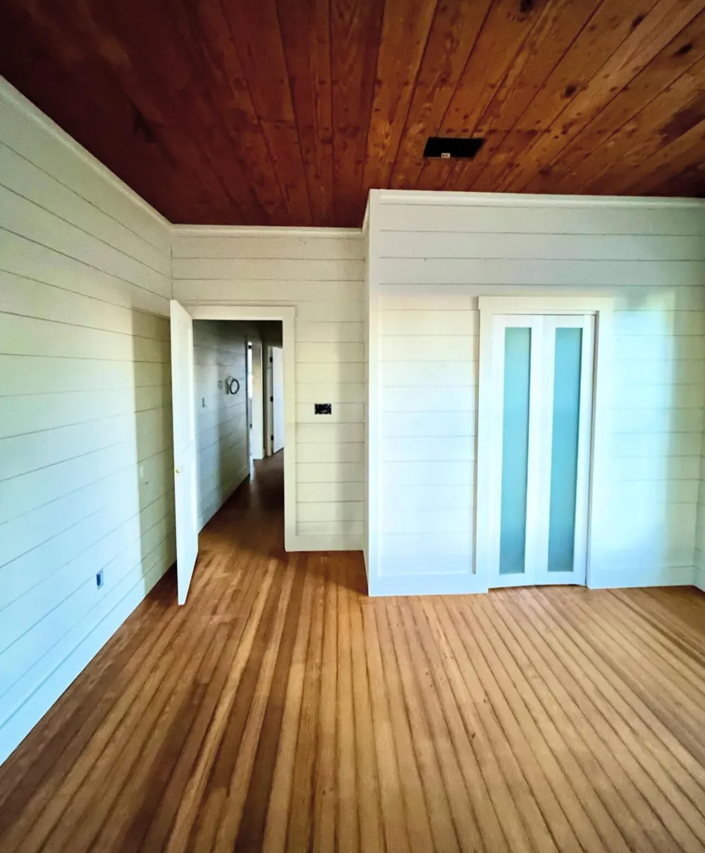 502 Upton Avenue Schulenburg, TX 78956