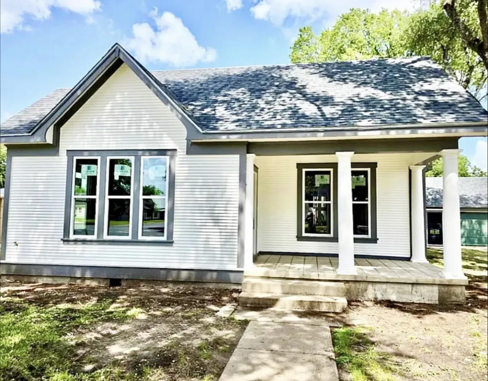 502 Upton Avenue Schulenburg, TX 78956