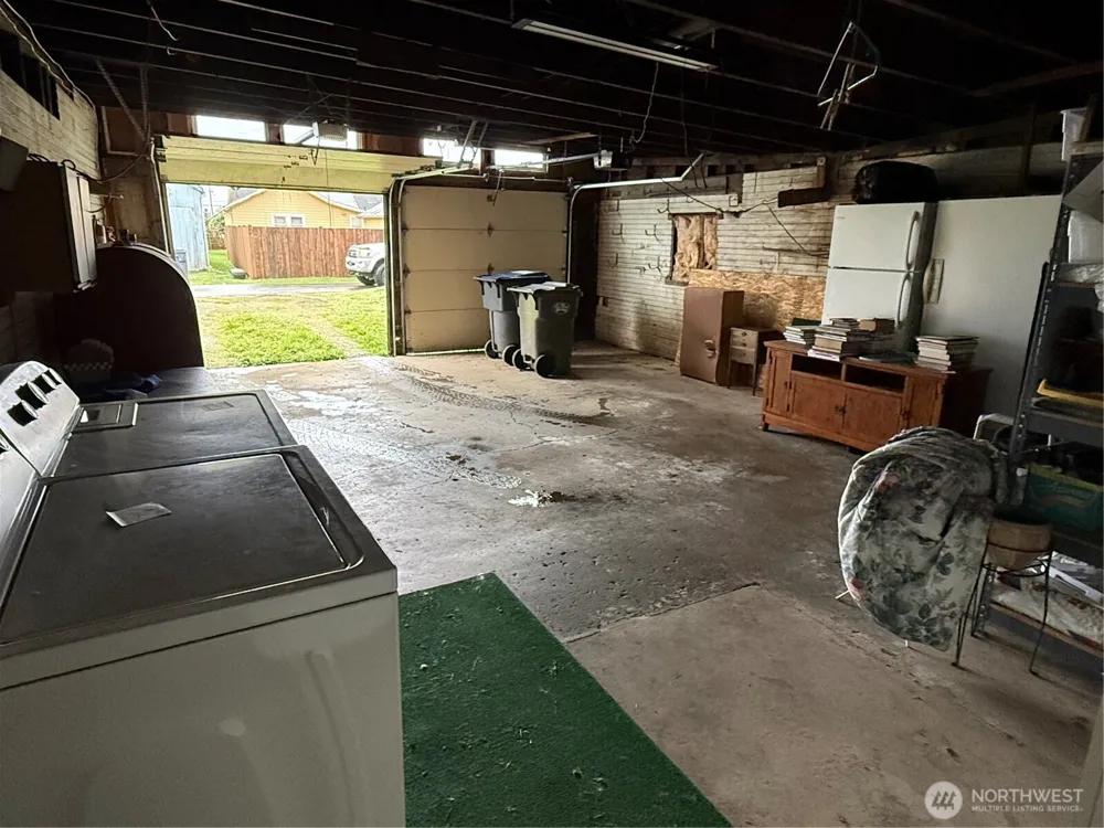 1907 Simpson Avenue Aberdeen, WA 98520