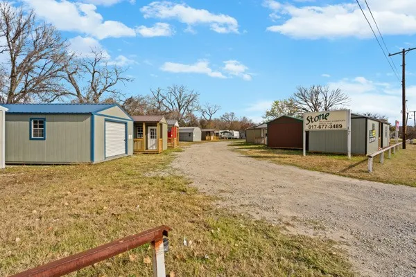 4861 E Highway 199 Reno, TX 76082