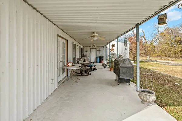 4861 E Highway 199 Reno, TX 76082