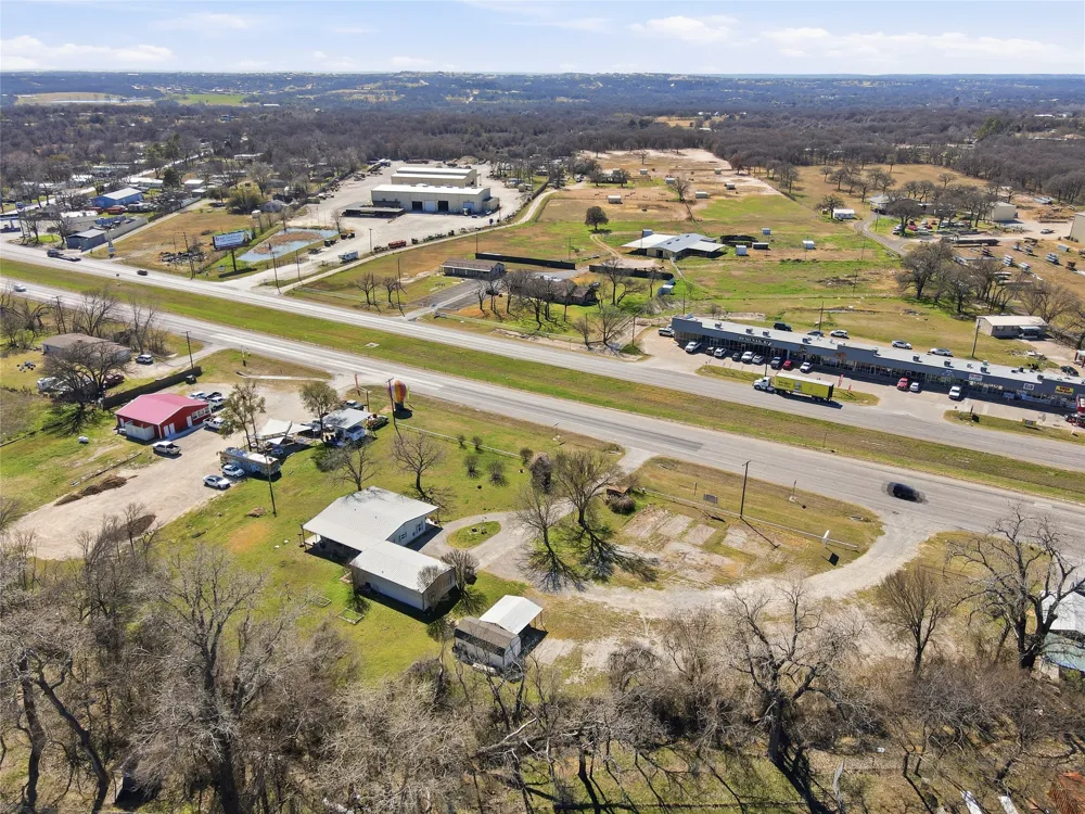 4861 E Highway 199 Reno, TX 76082
