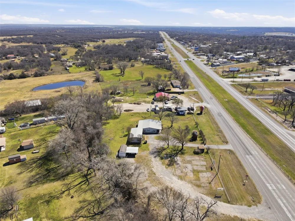 4861 E Highway 199 Reno, TX 76082
