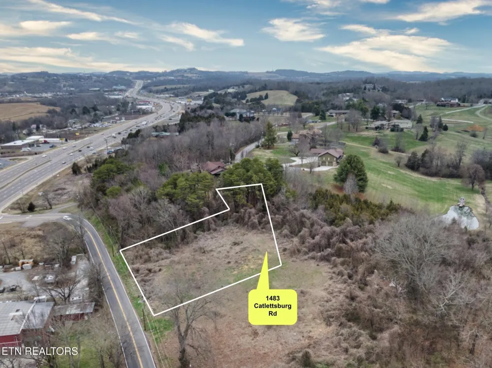 1483 Catlettsburg Rd Sevierville, TN 37876