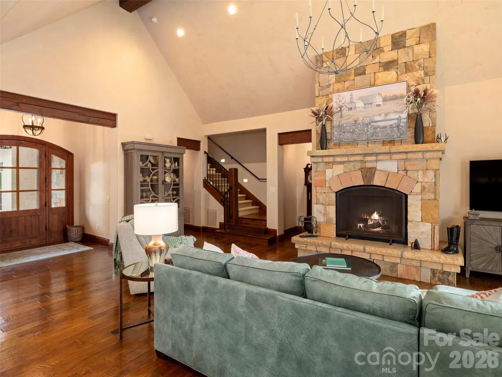 575 Walnut Valley Parkway Arden, NC 28704