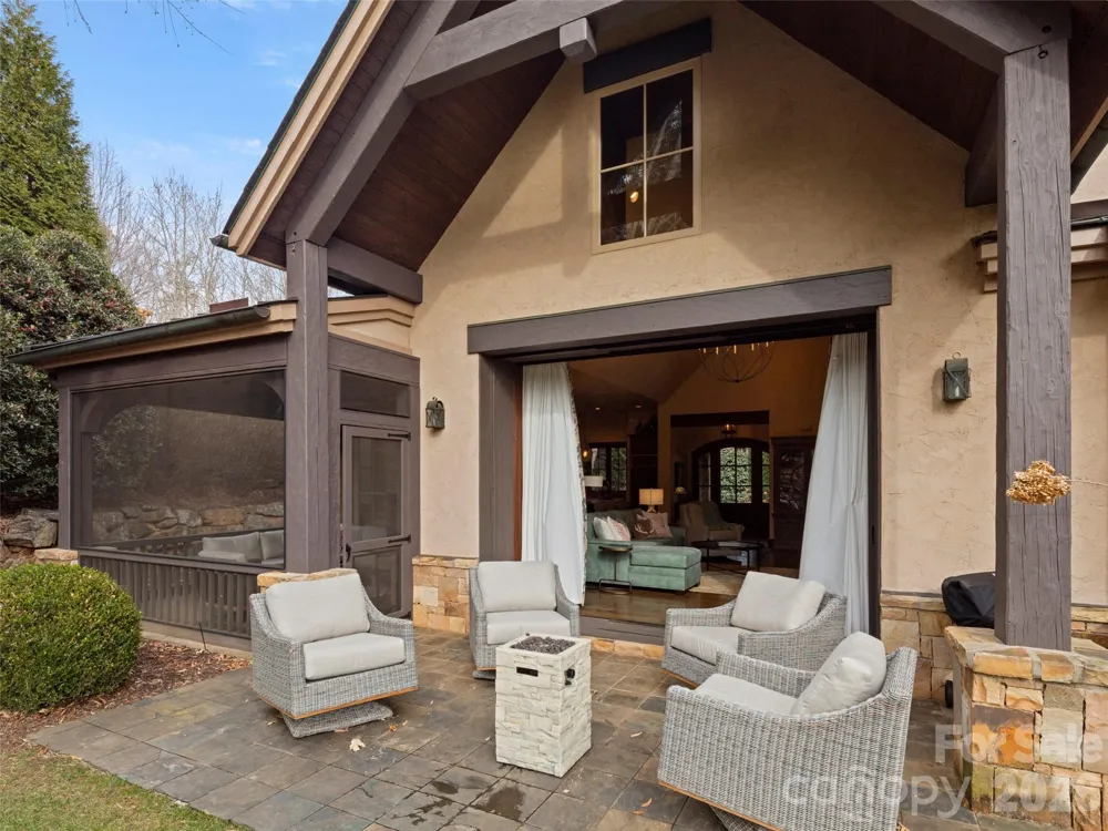 575 Walnut Valley Parkway Arden, NC 28704