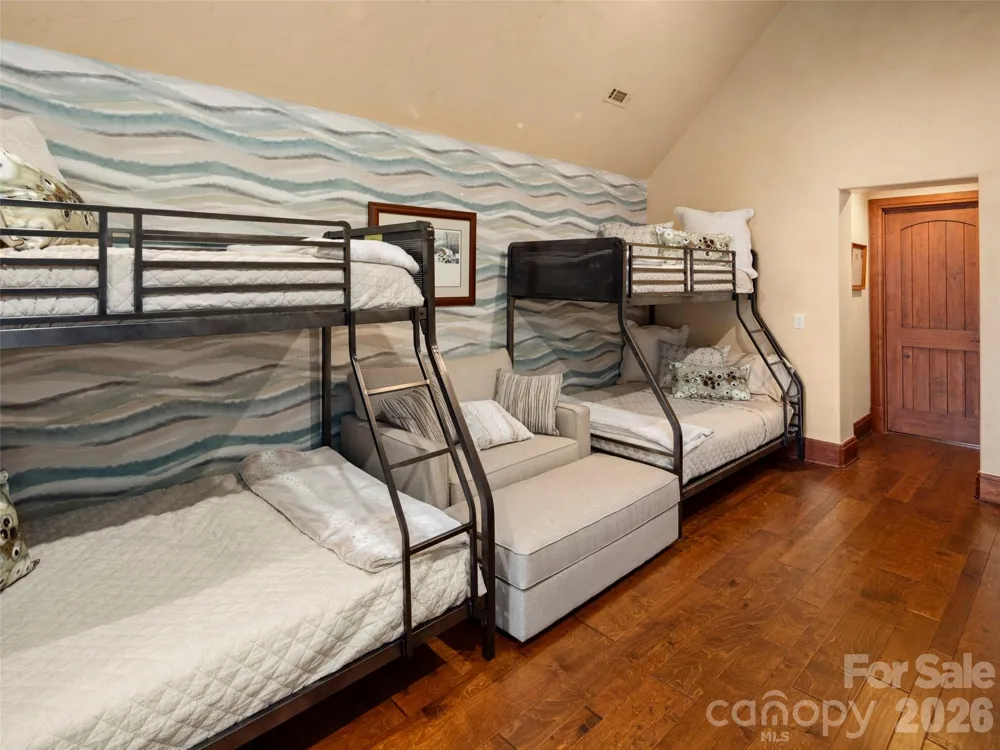 575 Walnut Valley Parkway Arden, NC 28704
