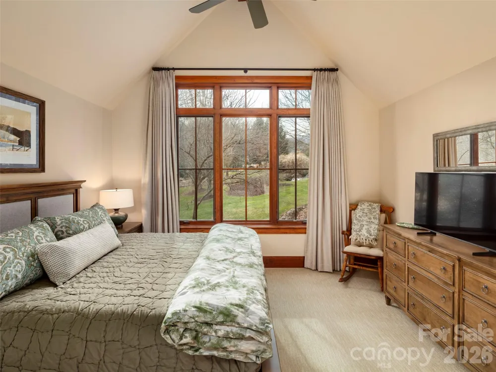 575 Walnut Valley Parkway Arden, NC 28704