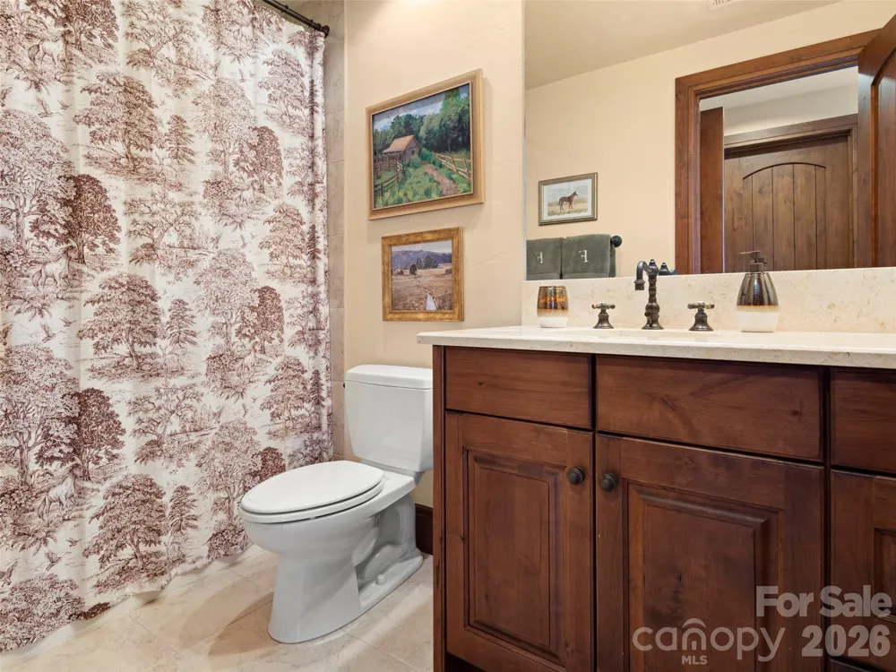 575 Walnut Valley Parkway Arden, NC 28704