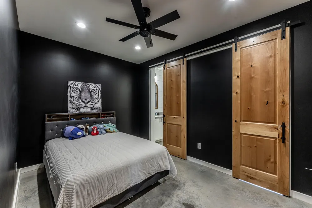 150 Bullyvard Livingston, TX 77351