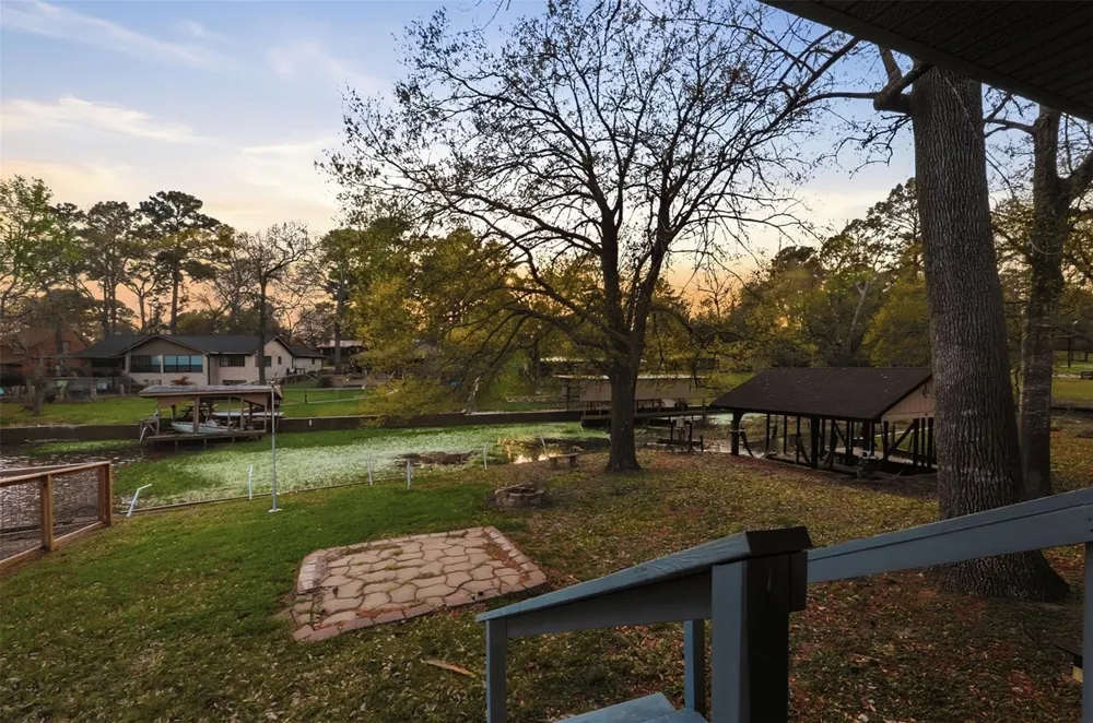 200 Cove View Drive Trinity, TX 75862