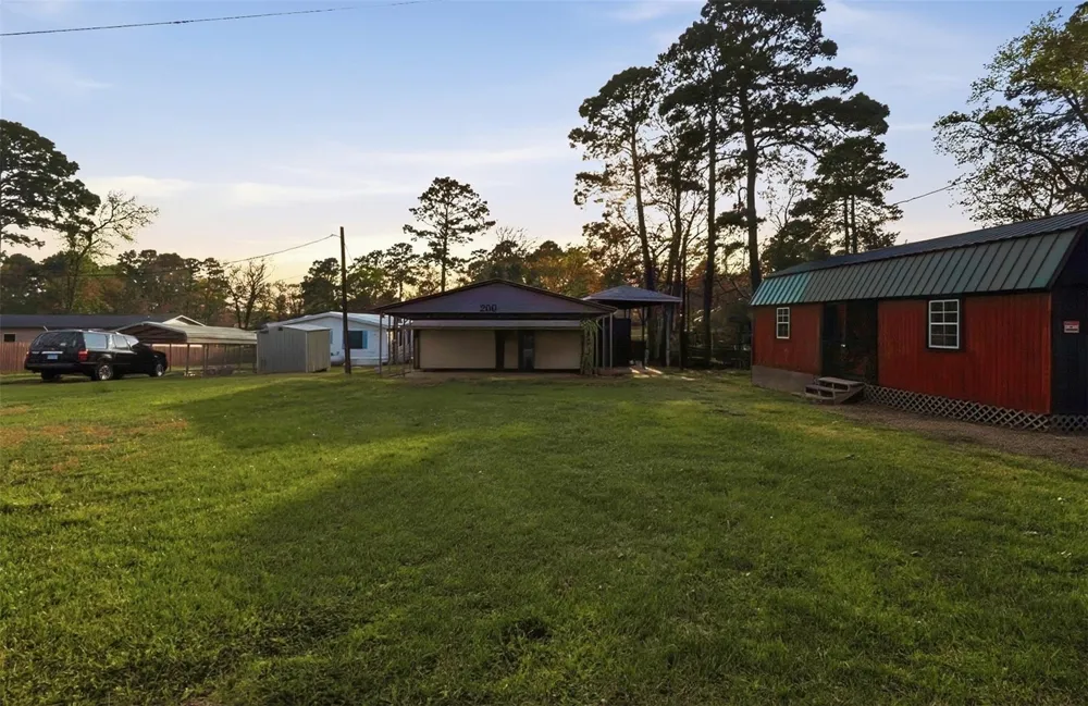200 Cove View Drive Trinity, TX 75862