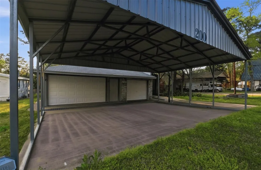 200 Cove View Drive Trinity, TX 75862