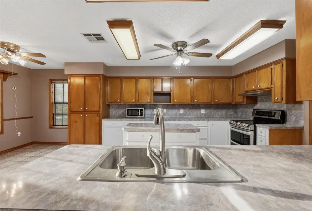 200 Cove View Drive Trinity, TX 75862