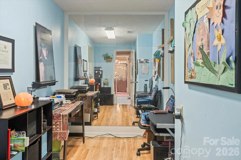 106 E Laurel Lane Etowah, NC 28729
