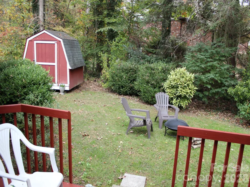 106 E Laurel Lane Etowah, NC 28729