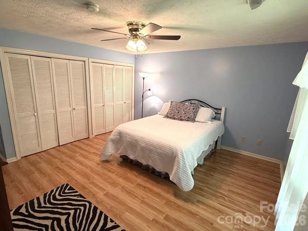 106 E Laurel Lane Etowah, NC 28729