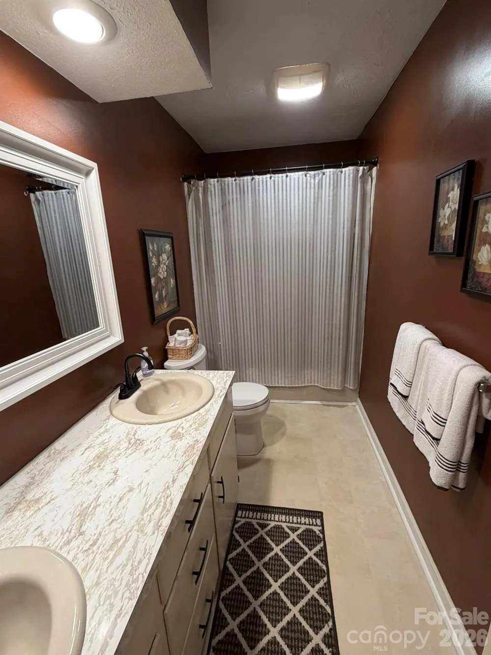 106 E Laurel Lane Etowah, NC 28729
