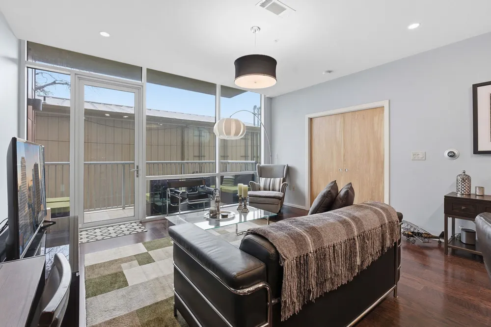 1600 Barton Springs Road #1106 Austin, TX 78704
