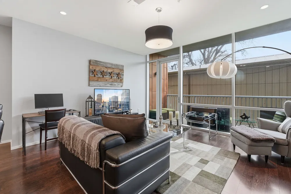 1600 Barton Springs Road #1106 Austin, TX 78704