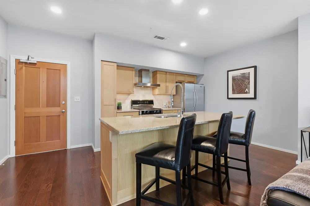 1600 Barton Springs Road #1106 Austin, TX 78704