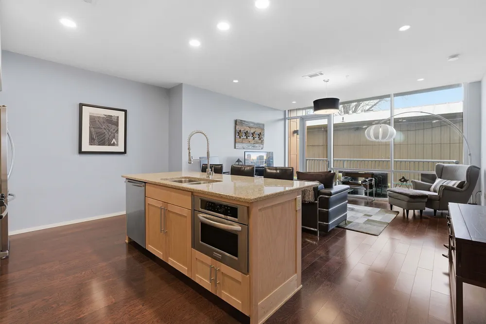 1600 Barton Springs Road #1106 Austin, TX 78704