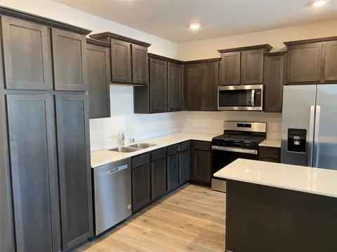 2212 Lasso Court