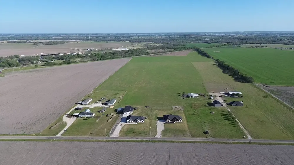 1071 Trumbull Road Ferris, TX 75125