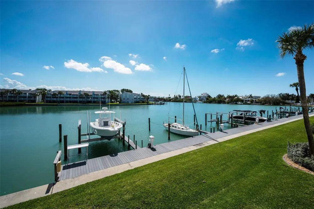 12334 CAPRI CIRCLE Treasure Island, FL 33706