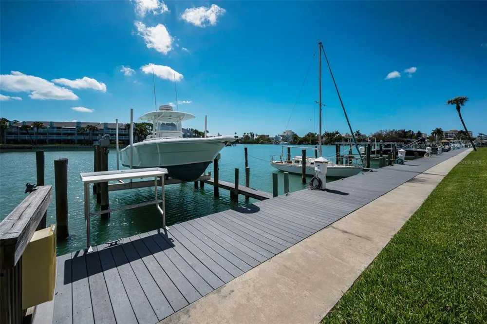 12334 CAPRI CIRCLE Treasure Island, FL 33706