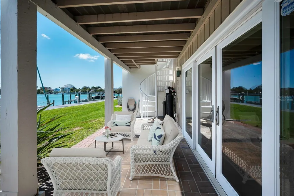 12334 CAPRI CIRCLE Treasure Island, FL 33706