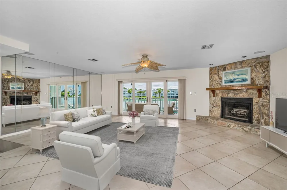 12334 CAPRI CIRCLE Treasure Island, FL 33706