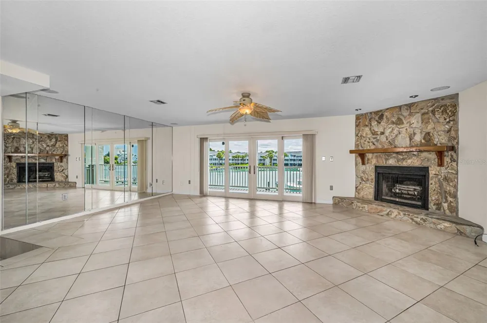 12334 CAPRI CIRCLE Treasure Island, FL 33706