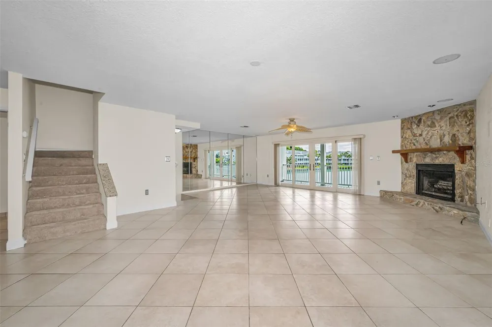 12334 CAPRI CIRCLE Treasure Island, FL 33706