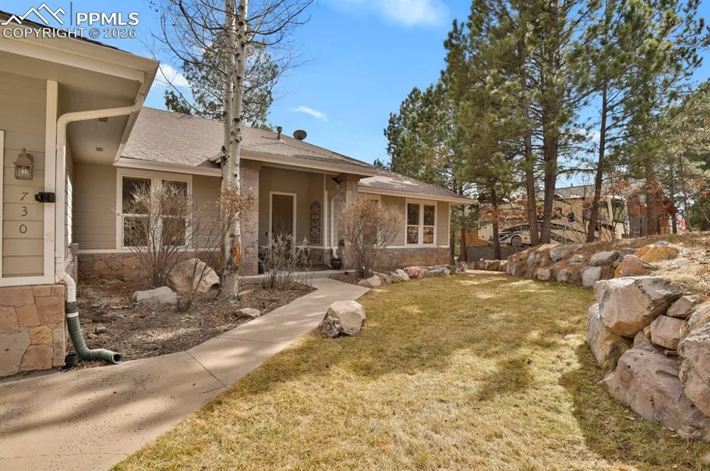 730 Tenderfoot Drive Larkspur, CO 80118