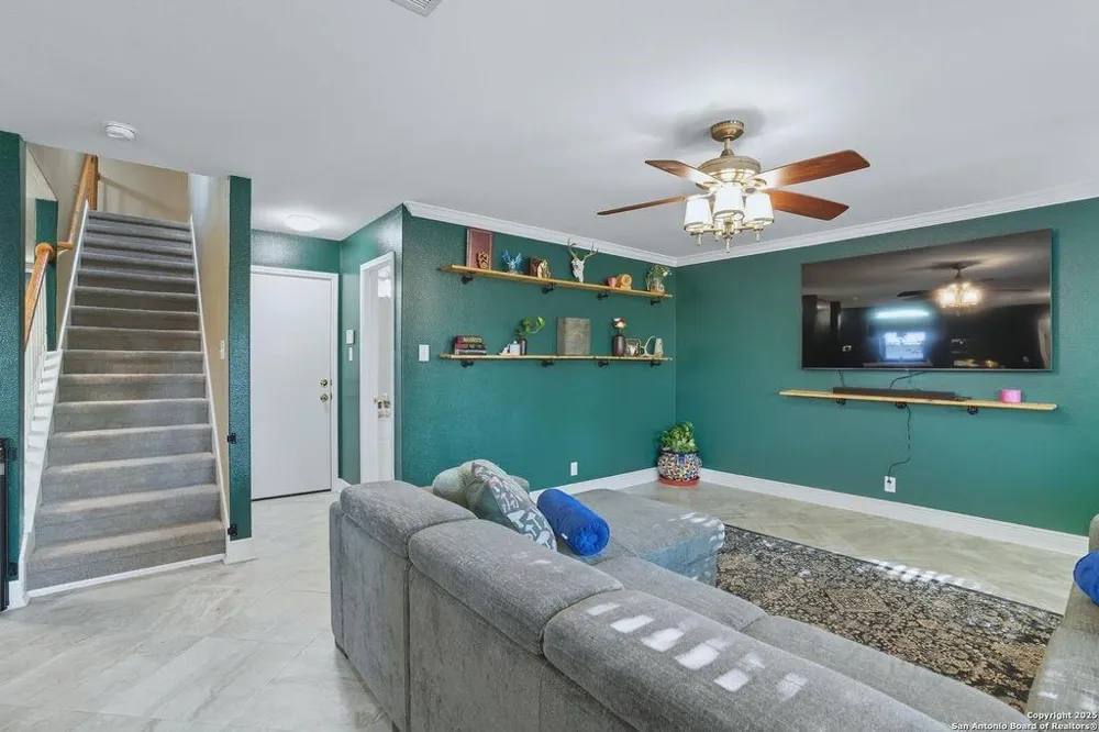 663 Lynx Mountain San Antonio, TX 78251