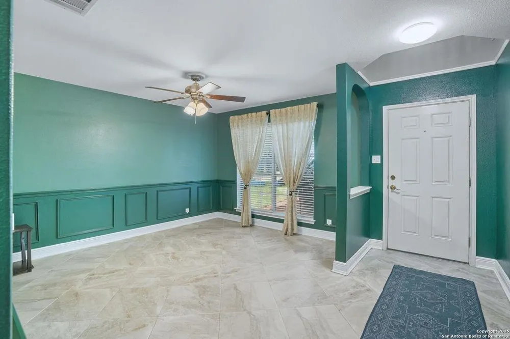 663 Lynx Mountain San Antonio, TX 78251
